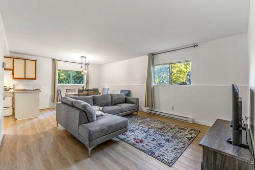 Salon - 185 Rue Brodeur, Vaudreuil-Dorion, QC - Indoor Photo Showing Living Room