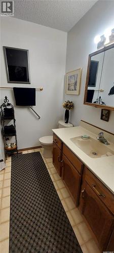 918 Anton Place, Wadena, SK - Indoor Photo Showing Bathroom