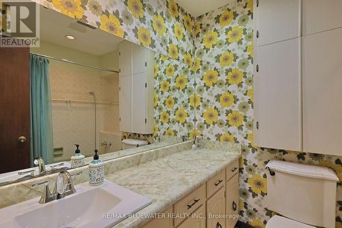 10346 Pines Parkway, Lambton Shores (Grand Bend), ON - Indoor Photo Showing Bathroom