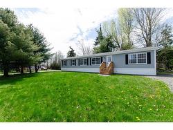 11 Willowgrove ST  Moncton, NB E1H 3C2