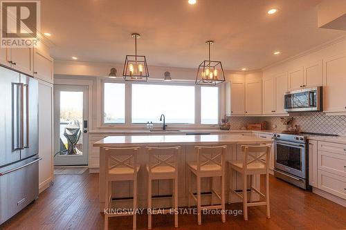 510 Richey Crescent, Mississauga, ON - Indoor Photo Showing Kitchen With Stainless Steel Kitchen With Upgraded Kitchen