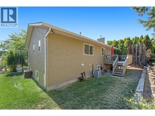 580 Spruceview Place N, Kelowna, BC - Outdoor With Deck Patio Veranda With Exterior