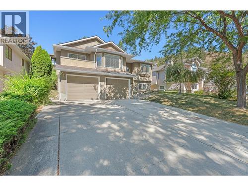 580 Spruceview Place N, Kelowna, BC - Outdoor With Facade