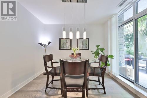 Gr17 - 1575 Lakeshore Road W, Mississauga, ON - Indoor Photo Showing Dining Room