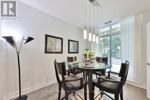 Gr17 - 1575 Lakeshore Road W, Mississauga, ON - Indoor Photo Showing Dining Room
