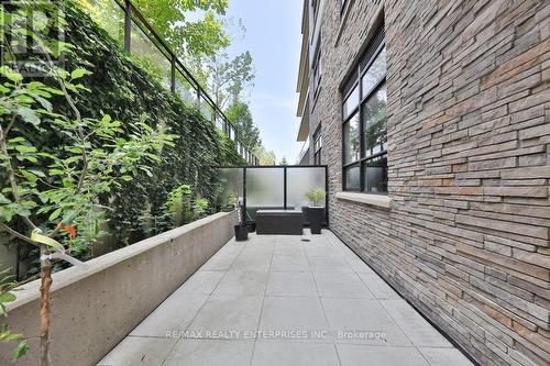 Gr17 - 1575 Lakeshore Road W, Mississauga, ON - Outdoor With Exterior