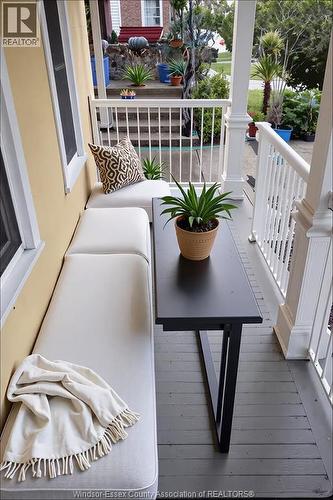 211 Cameron, Windsor, ON - Outdoor With Exterior