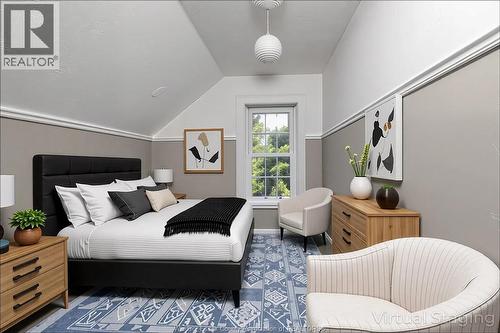 211 Cameron, Windsor, ON - Indoor Photo Showing Bedroom