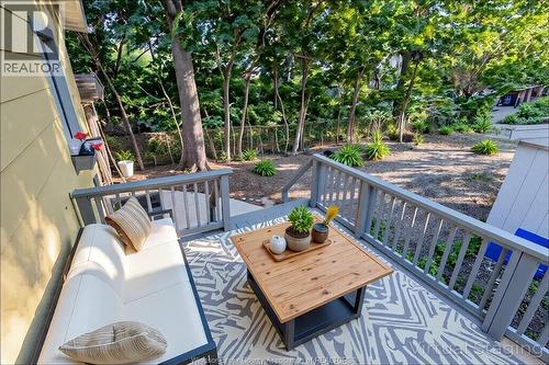 211 Cameron, Windsor, ON - Outdoor