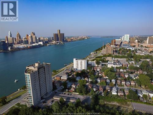 211 Cameron, Windsor, ON - Outdoor With Body Of Water With View
