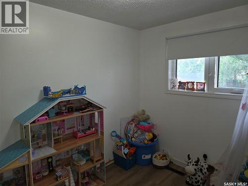213 9Th Street E, Wynyard, SK - Indoor