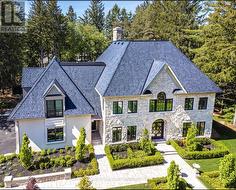 108 KENNEDY STREET W  Aurora, ON L4G 2L7