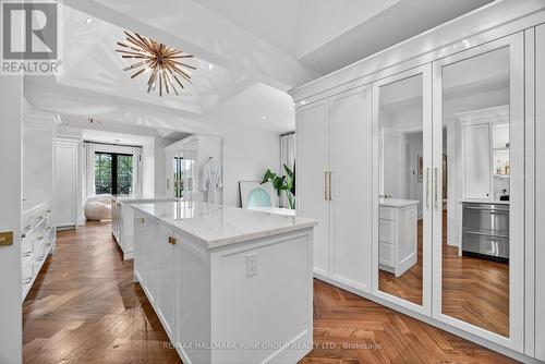 108 Kennedy Street W, Aurora, ON - Indoor