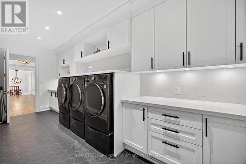 108 Kennedy Street W, Aurora, ON - Indoor Photo Showing Laundry Room