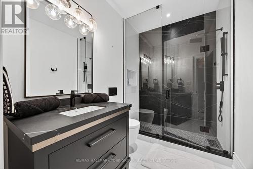 108 Kennedy Street W, Aurora, ON - Indoor Photo Showing Bathroom