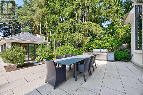 108 Kennedy Street W, Aurora, ON - Outdoor