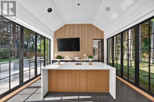 108 Kennedy Street W, Aurora, ON - Indoor Photo Showing Other Room