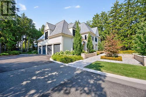 108 Kennedy Street W, Aurora, ON - Outdoor