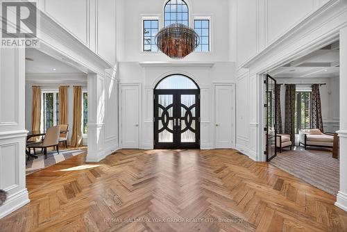 108 Kennedy Street W, Aurora, ON - Indoor Photo Showing Other Room