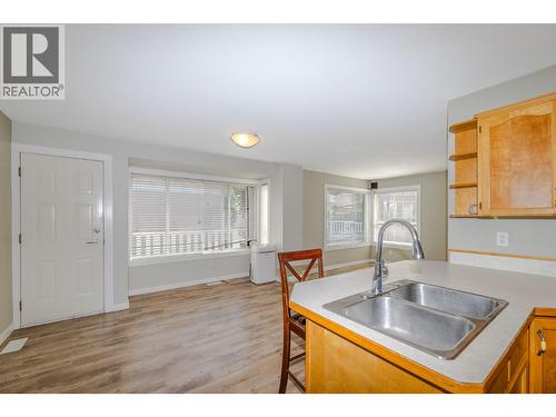 1458 Penticton Avenue Unit# 161, Penticton, BC - Indoor Photo Showing Kitchen With Double Sink