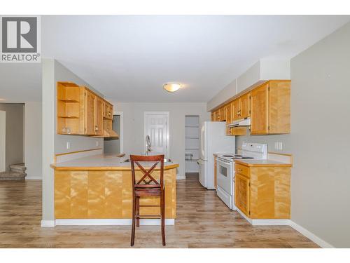 1458 Penticton Avenue Unit# 161, Penticton, BC - Indoor Photo Showing Kitchen