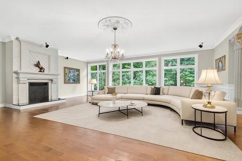Salon - 90 Ch. Des Renards, Rigaud, QC - Indoor Photo Showing Living Room With Fireplace