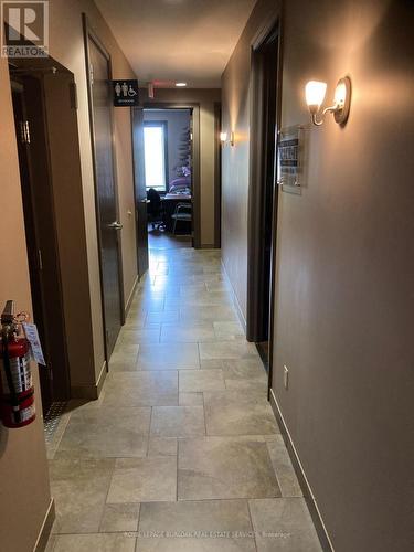 1066 Brant Street, Burlington, ON 