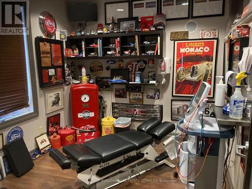 1066 Brant Street, Burlington, ON 