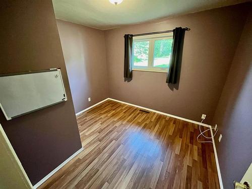 206 Mcmillan Crescent, Dryden, ON - Indoor Photo Showing Other Room