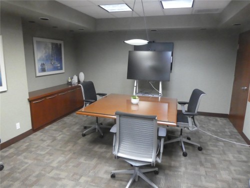 101-4400 Chatterton Way, Saanich, BC 