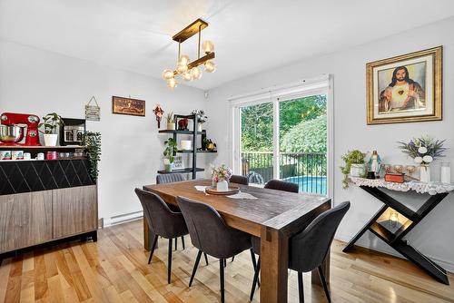 Salle à manger - 25 Rue St-Paul, Laval (Sainte-Rose), QC - Indoor Photo Showing Dining Room