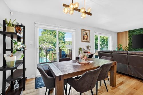 Salle à manger - 25 Rue St-Paul, Laval (Sainte-Rose), QC - Indoor Photo Showing Dining Room