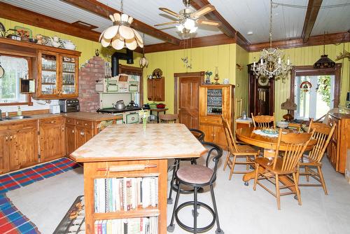 Cuisine - 351 Ch. Taché E., Saint-Marcel, QC - Indoor Photo Showing Dining Room