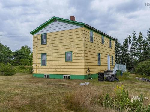 42 Moser River North Road, Moser River, NS 