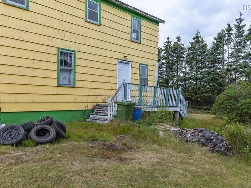 42 Moser River North Road, Moser River, NS 