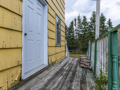 42 Moser River North Road, Moser River, NS 