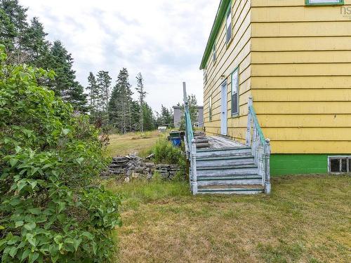 42 Moser River North Road, Moser River, NS 