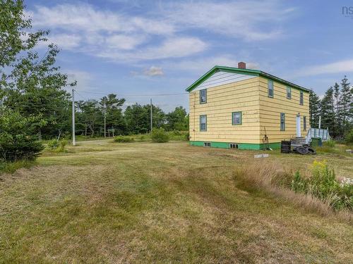 42 Moser River North Road, Moser River, NS 