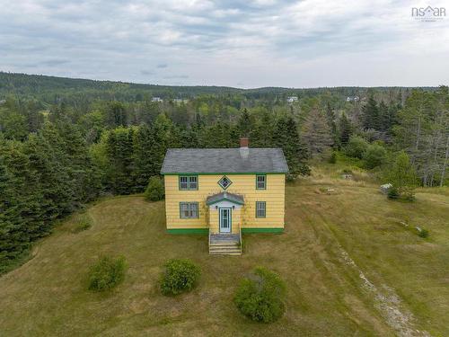 42 Moser River North Road, Moser River, NS 