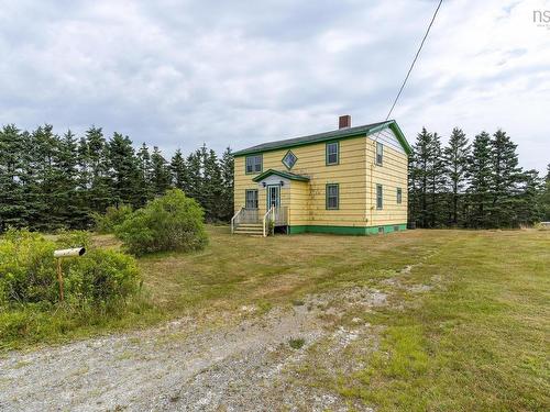 42 Moser River North Road, Moser River, NS 