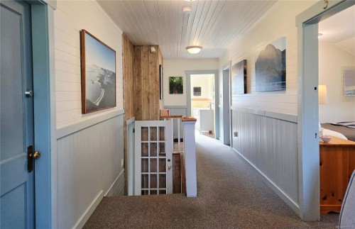 320 Main St, Tofino, BC 