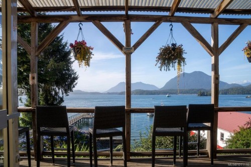 320 Main St, Tofino, BC 