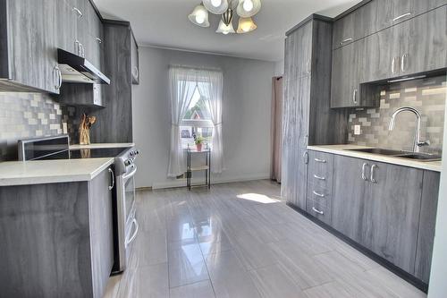 Cuisine - 91 4E Avenue O., Amos, QC - Indoor Photo Showing Kitchen With Double Sink With Upgraded Kitchen