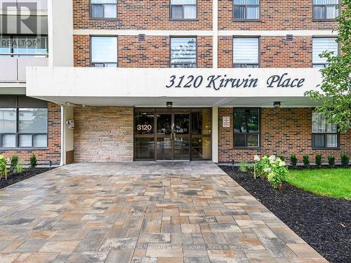 1109 - 3120 Kirwin Avenue, Mississauga, ON - Outdoor With Facade