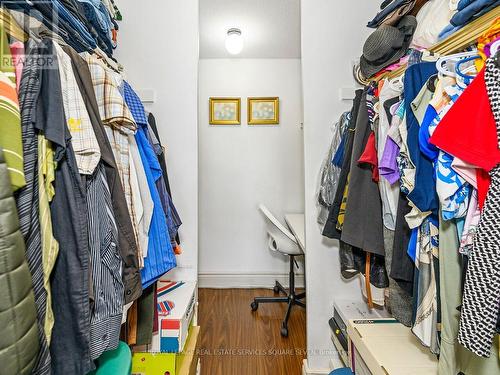 1109 - 3120 Kirwin Avenue, Mississauga, ON - Indoor With Storage