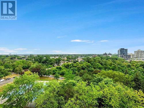 1109 - 3120 Kirwin Avenue, Mississauga, ON - Outdoor With View