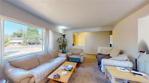 1827 Feltham Rd, Saanich, BC 