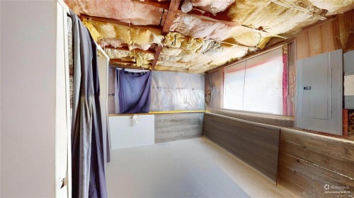 1827 Feltham Rd, Saanich, BC 