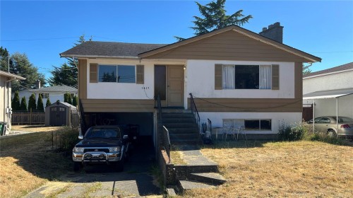 1827 Feltham Rd, Saanich, BC 