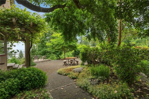 1418 Schooner Rd, Quadra Island, BC 